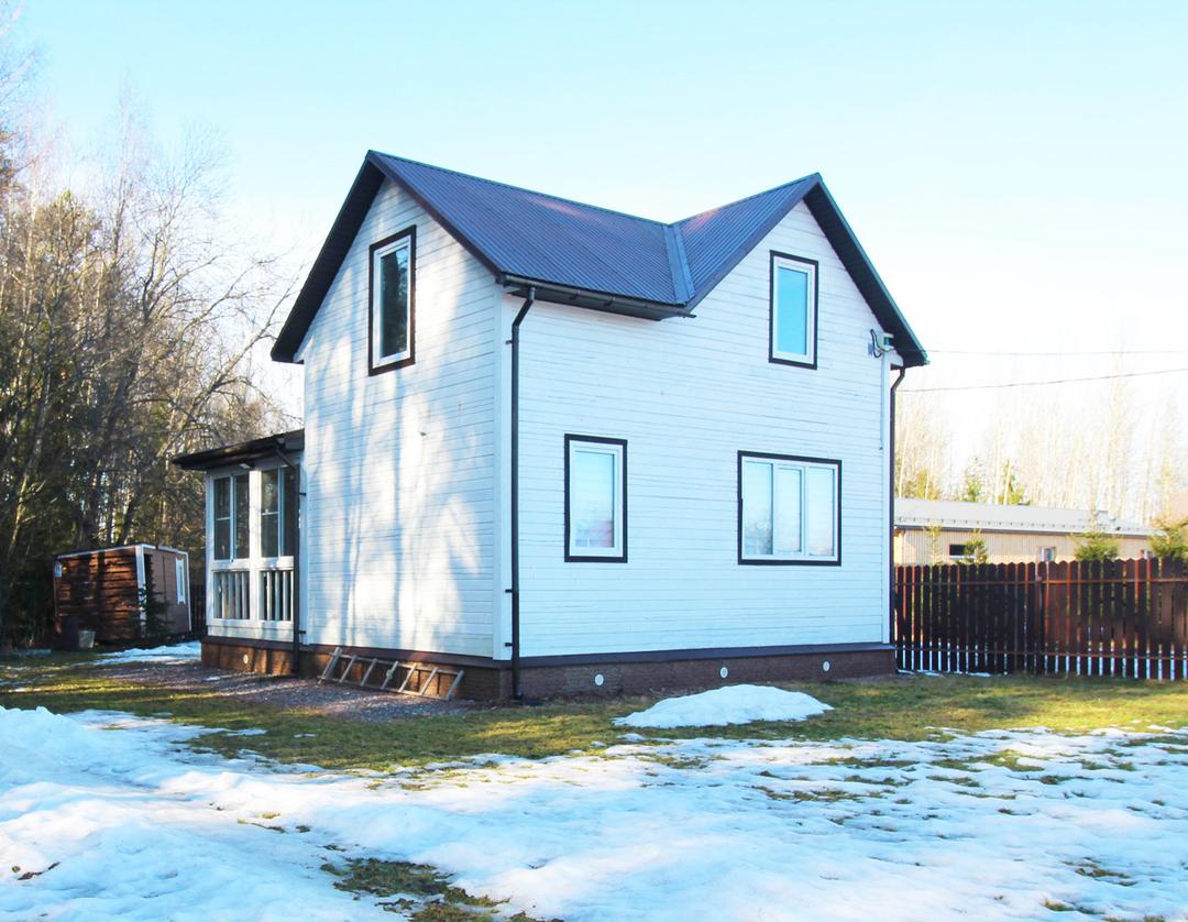 д. Большое Коновалово. Зимний дом 90 кв.м на участке 7 соток