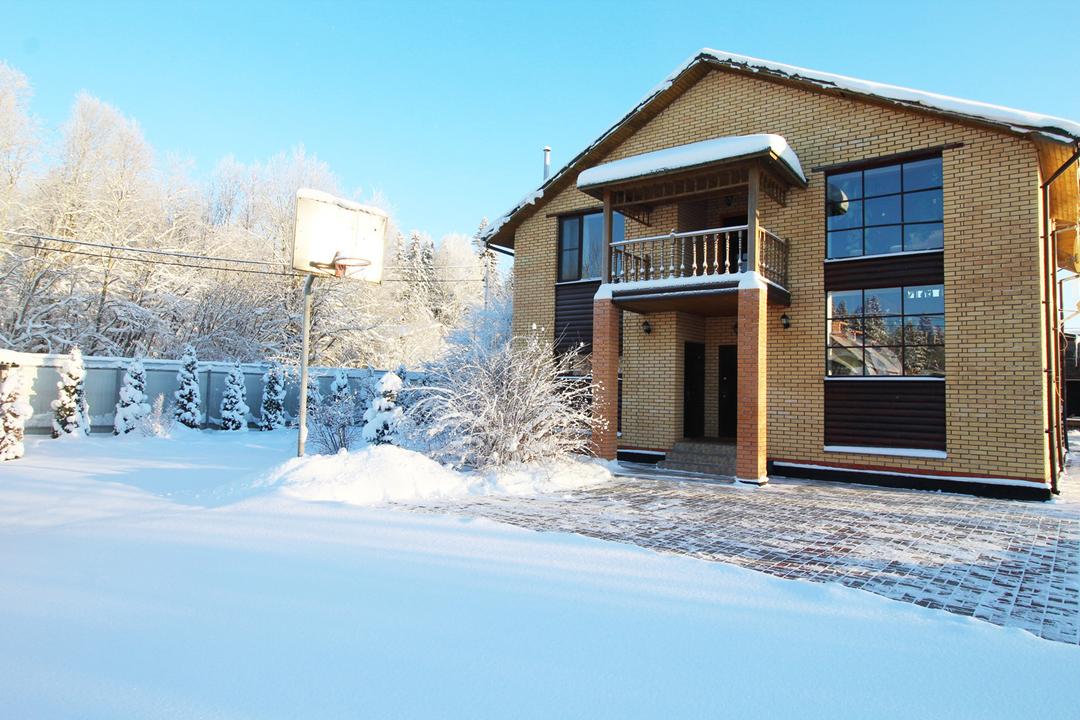 д. Волковицы. Коттедж 220 кв.м на участке 24 сотки