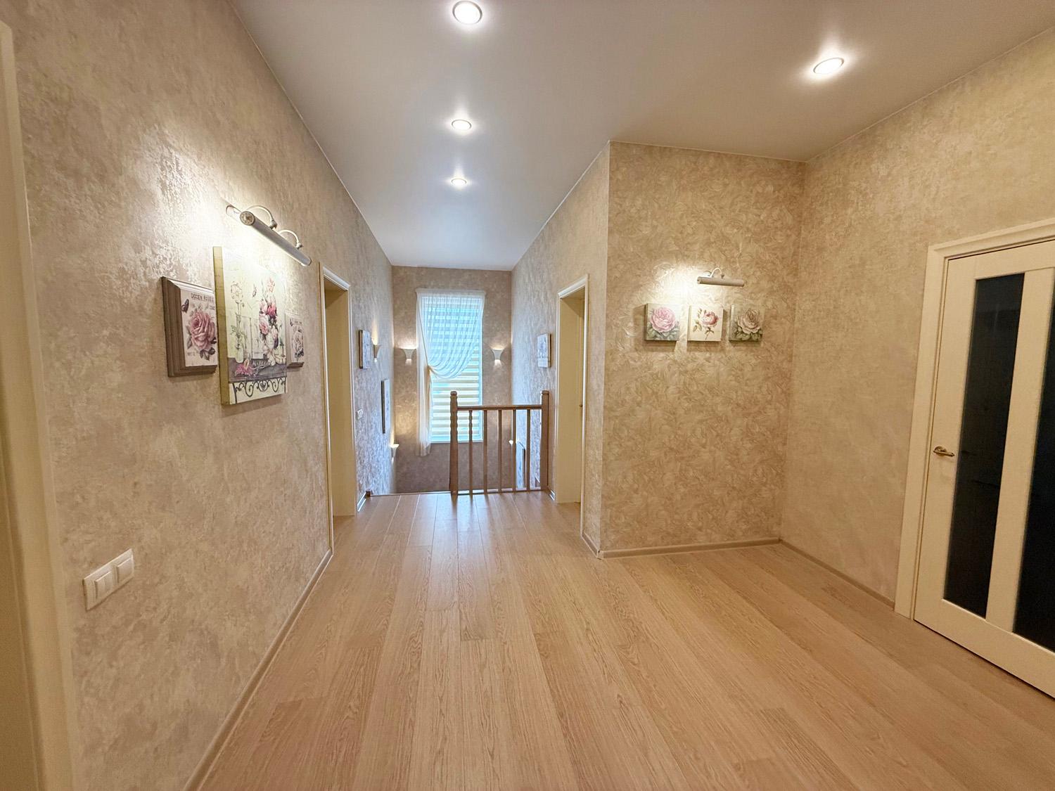 КП «Лемболово-Парк». Коттедж 317 кв.м на участке 15 соток В АРЕНДУ