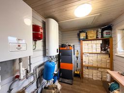 56bfc4bf-e3a6-41a1-8cb6-6c059ee92d9f