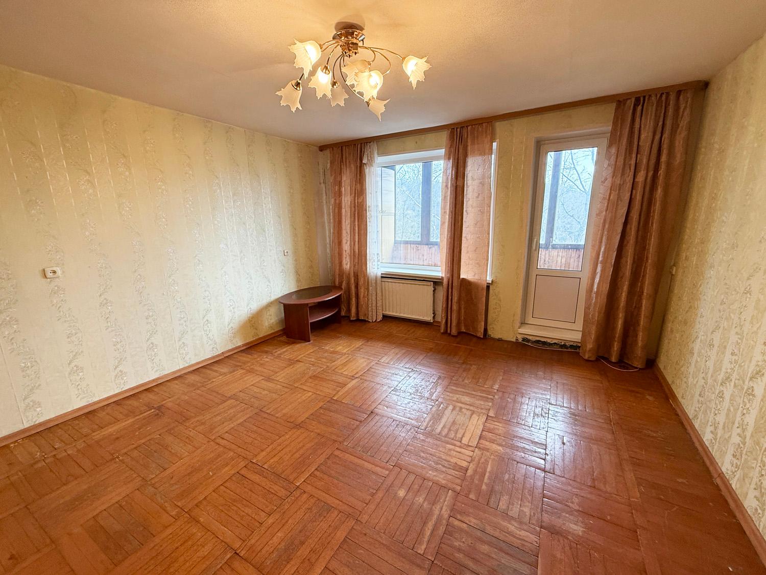 м. «Проспект Ветеранов». Комната 19,9 кв.м