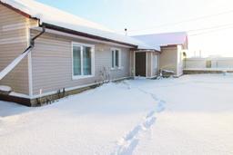 d6198c9e-41f3-422a-bc67-2c944509e318