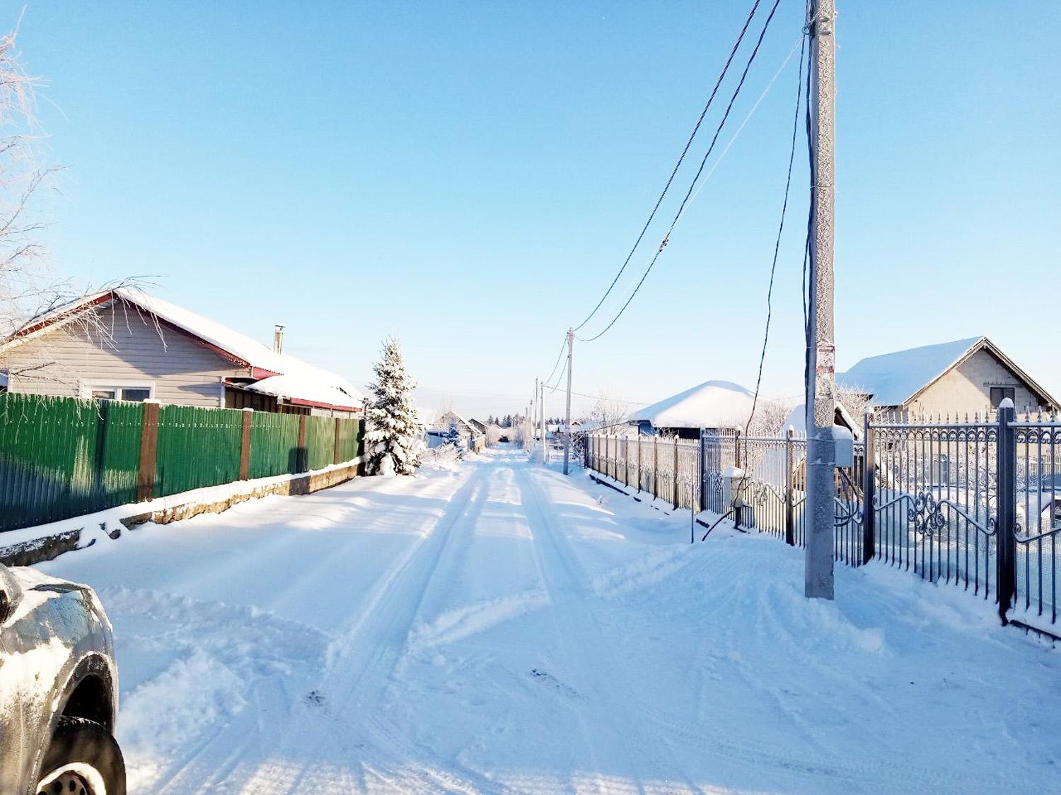 дер. Волковицы. Коттедж с гостевым домом и баней на участке 10 соток