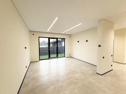 c205b498-c644-42d0-8a59-4ea5ee9b8e63