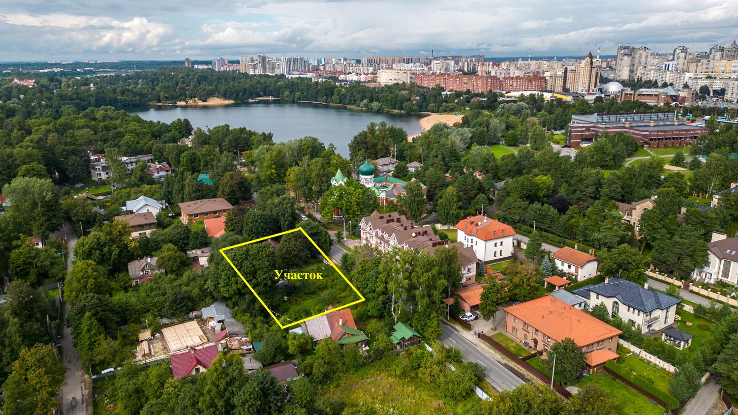 С-Петербург. ИЖС участок 15,6 соток у Верхнего Суздальского оз.