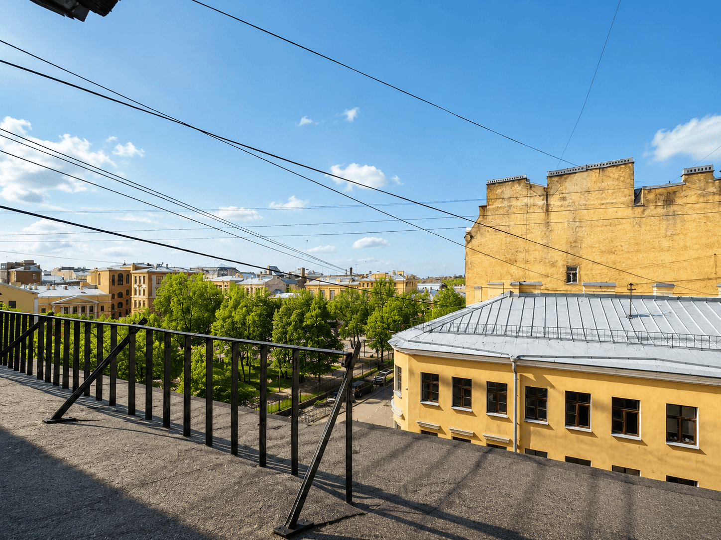 м. «Чернышевская». 5-комнатная квартира 130 кв.м